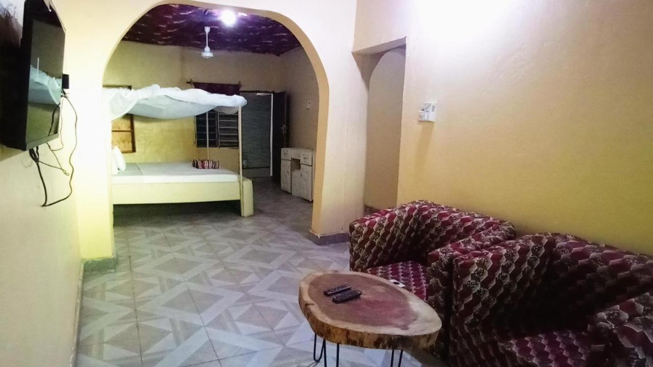 Baba Lao Hotel Malindi Exterior foto